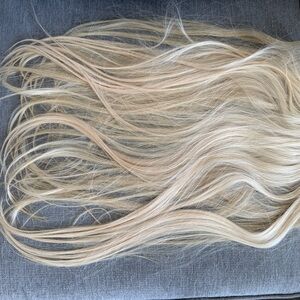 Luxurious Blonde Hair Extensions